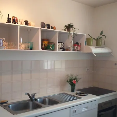 Confortable T3 Sur Balcon A 5 Mn Du Centre