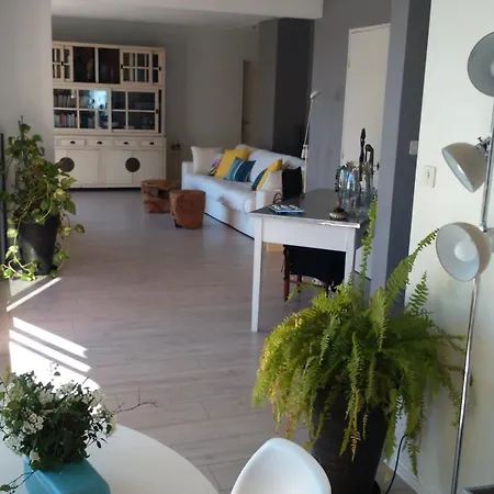 Confortable T3 Sur Balcon A 5 Mn Du Centre 公寓 *