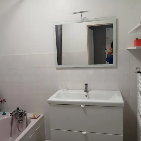 Confortable T3 Sur Balcon A 5 Mn Du Centre 巴约讷